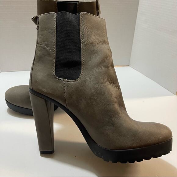 Rosegold Grey heeled boots size 9 - Picture 10 of 11